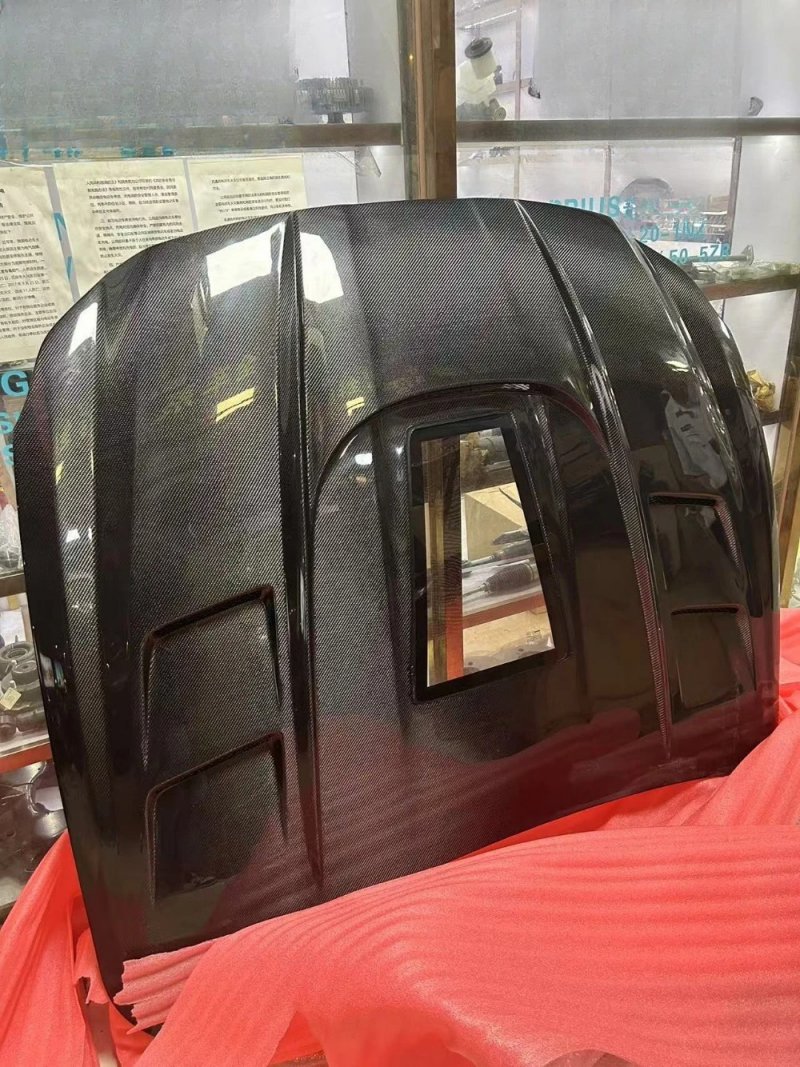 New Carbon Fiber Hood for  Levante Ghibli Quattroporte Models 673005571 673004773 673004772